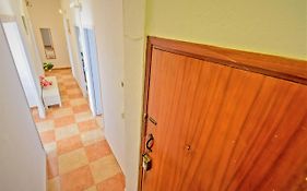Plaza Polvorista 4-Bedroom Apartment W Balcony